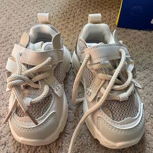 Kids Cream Sneakers